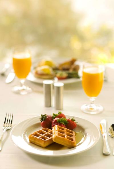 دابل تری بای هیلتون مونترال