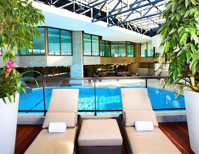 دابل تری بای هیلتون مونترال