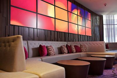 دابل تری بای هیلتون مونترال