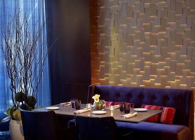 دابل تری بای هیلتون مونترال