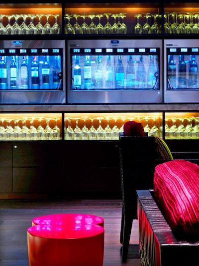 دابل تری بای هیلتون مونترال