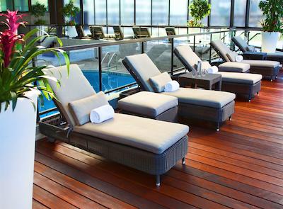 دابل تری بای هیلتون مونترال