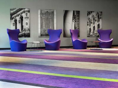 دابل تری بای هیلتون مونترال