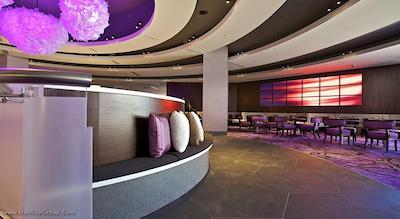 دابل تری بای هیلتون مونترال