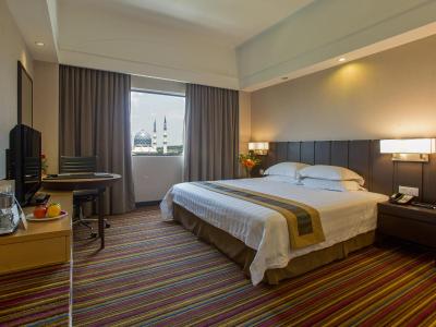 کنکورد شاه عالم