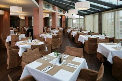 پارک این بای رادیسون دنوب براتیسلاوا