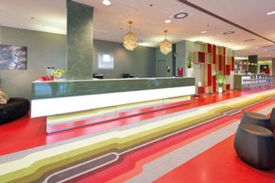 لئوناردو هتل برلین میتته