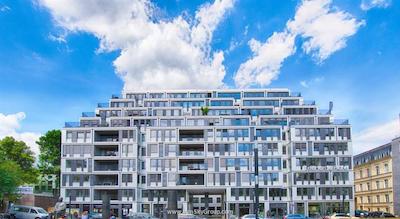 لئوناردو هتل برلین میتته