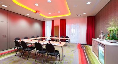 لئوناردو هتل برلین میتته