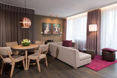 لئوناردو هتل برلین میتته