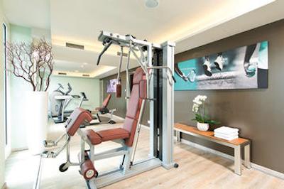 لئوناردو هتل برلین میتته