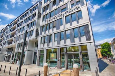 لئوناردو هتل برلین میتته