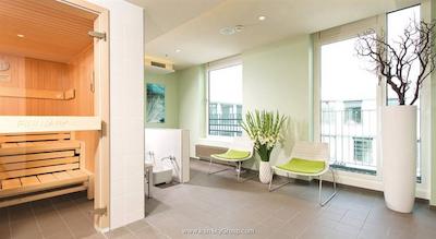 لئوناردو هتل برلین میتته