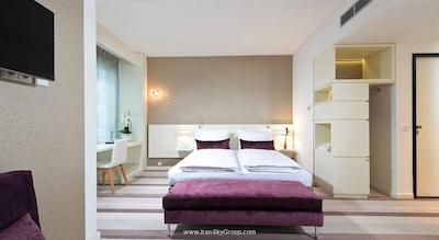 لئوناردو هتل برلین میتته