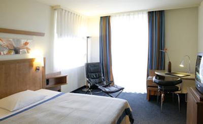 ان اچ هامبورگ هورنر رننبن