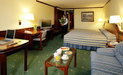 کرون پلازا بارسلونا-فیرا سنتر