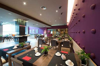 کرون پلازا بارسلونا-فیرا سنتر