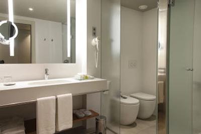 کرون پلازا بارسلونا-فیرا سنتر