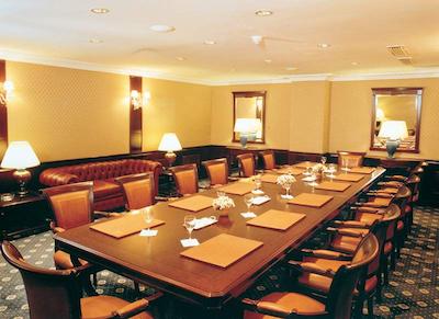 کرون پلازا بارسلونا-فیرا سنتر