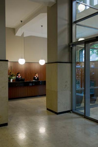 آزیموت هتل کلن سیتی سنتر