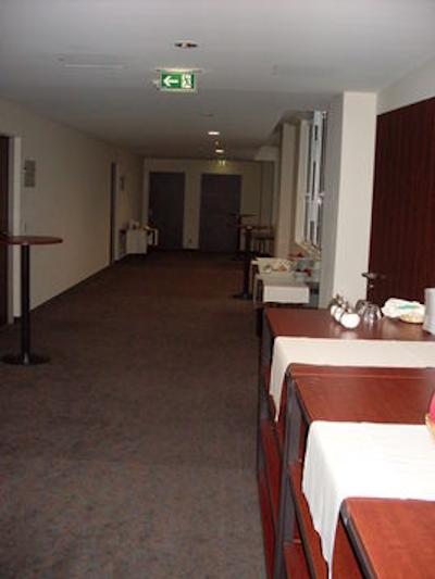 آزیموت هتل کلن سیتی سنتر