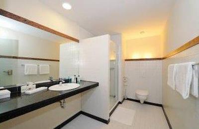 آزیموت هتل کلن سیتی سنتر