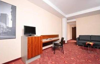 آزیموت هتل کلن سیتی سنتر