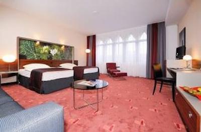 آزیموت هتل کلن سیتی سنتر