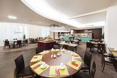 آزیموت هتل کلن سیتی سنتر