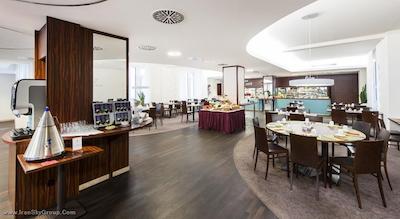 آزیموت هتل کلن سیتی سنتر