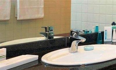 آزیموت هتل کلن سیتی سنتر