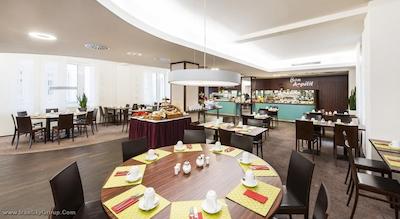 آزیموت هتل کلن سیتی سنتر