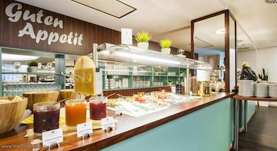 آزیموت هتل کلن سیتی سنتر