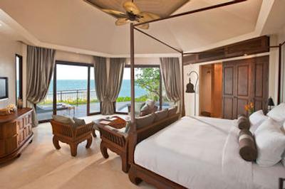 اوتریگر کوه سامویی بیچ رسرت