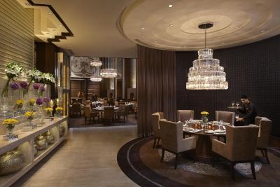 د لیلا پالاس کمپینسکی نیو دهلی