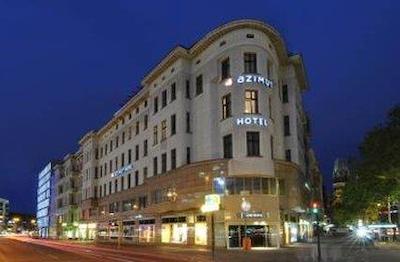 ازیموت هتل برلین کورفورستندام