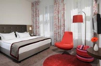 ازیموت هتل برلین کورفورستندام