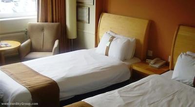 هالیدی این ادینبورگ