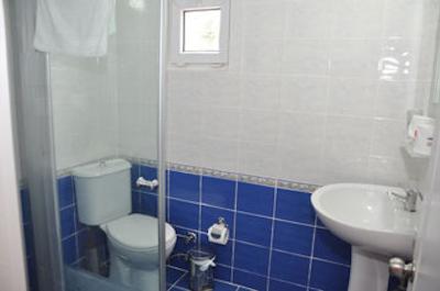 مون شاین هتل اند سوئیتز