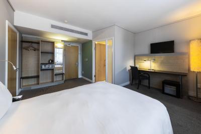 هالیدی این اکسپرس کیپ تاون سیتی سنتر