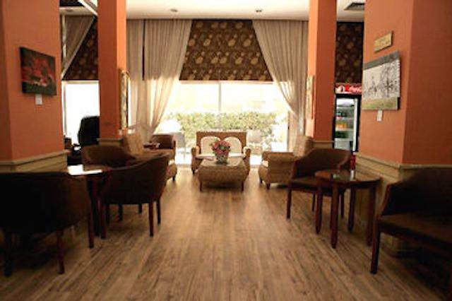 فلامینگو بیچ هتل