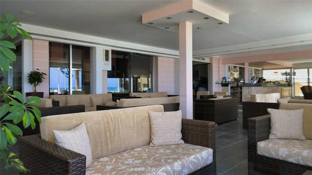 فلامینگو بیچ هتل