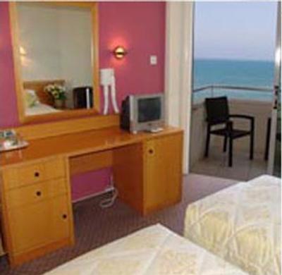 فلامینگو بیچ هتل