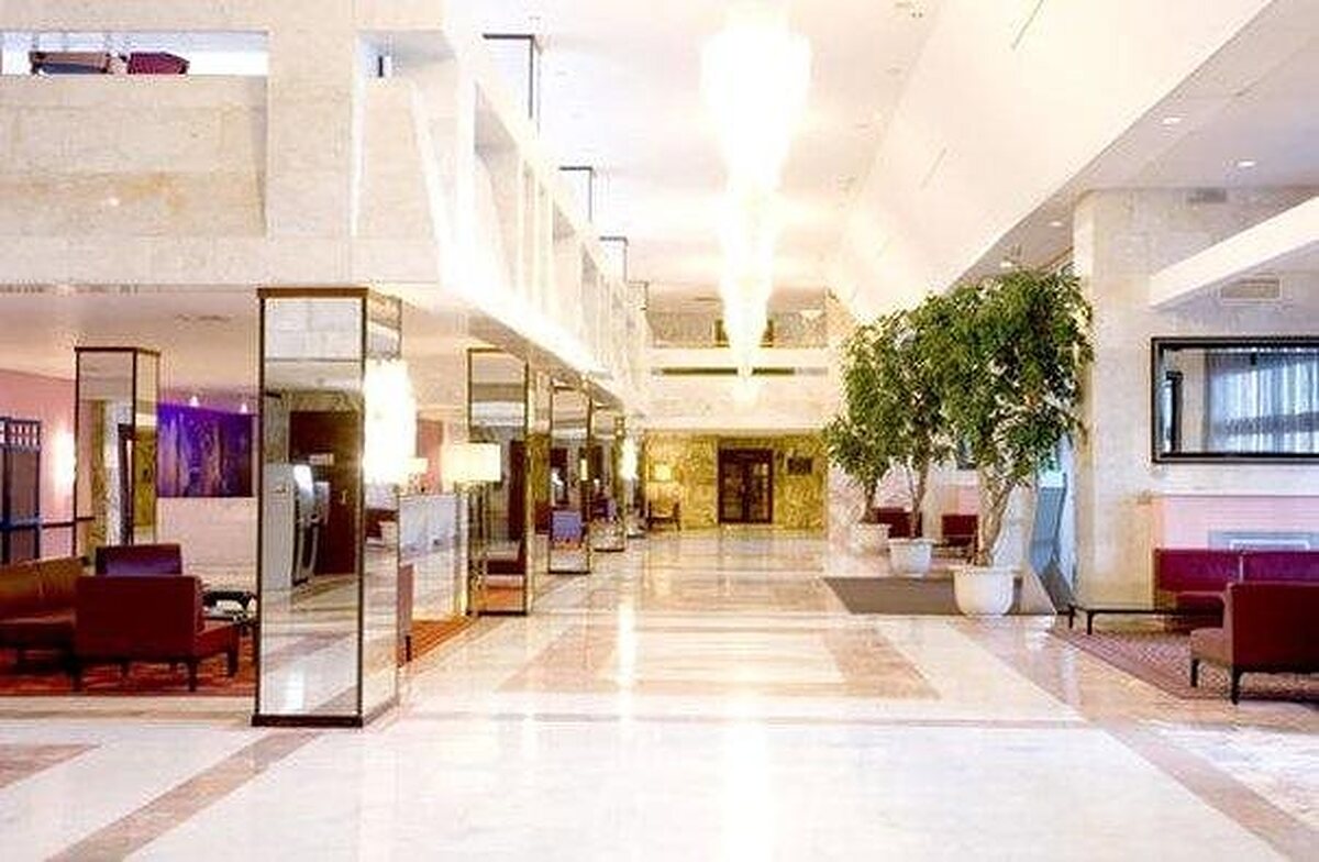 ائروستار