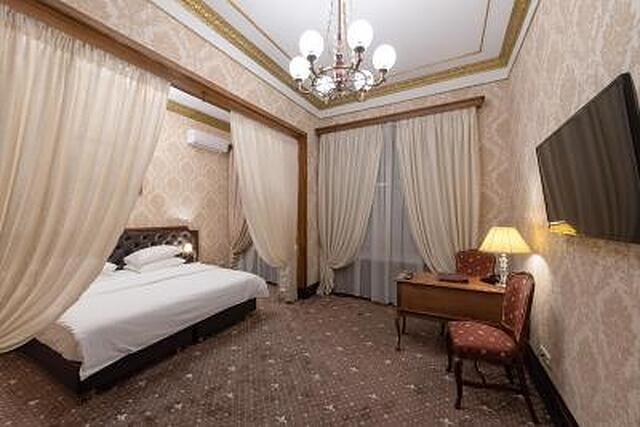 سویتسکی هیستریکال