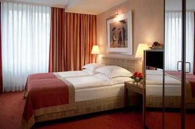 بست وسترن پلاس اس تی رافائل