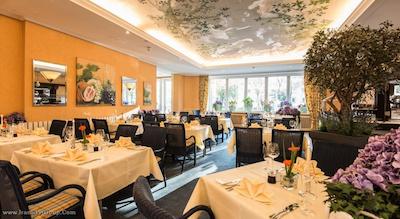 بست وسترن پلاس اس تی رافائل