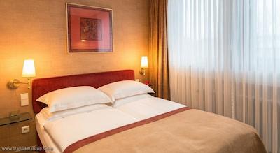 بست وسترن پلاس اس تی رافائل