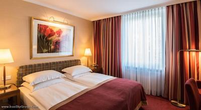 بست وسترن پلاس اس تی رافائل