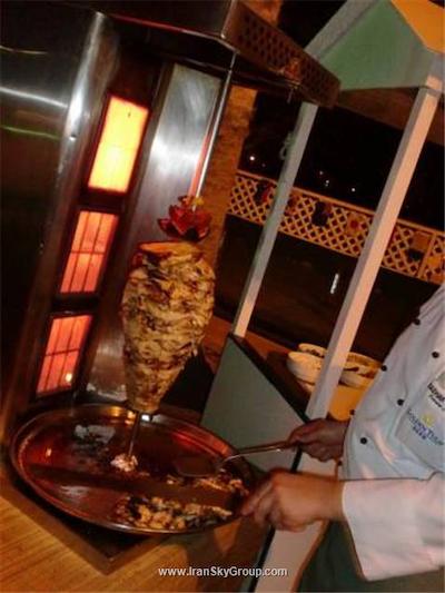 گلدن تولیپ سیب مسقط